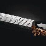 Original JPG-67075-SmokerTube_Prod-Details-In-Use-On-Black-Open with Chips